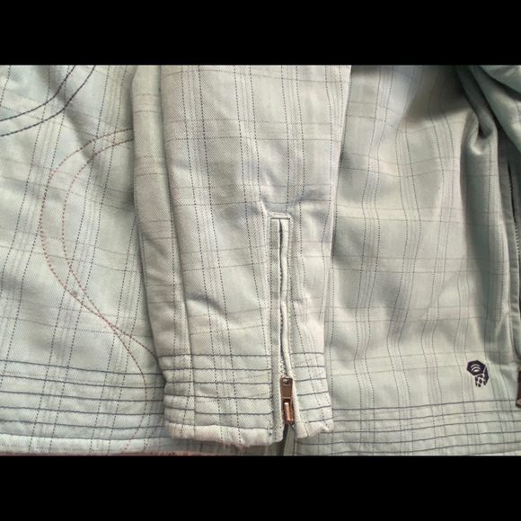 Mountain Hardware short coat - Picture 6 of 7